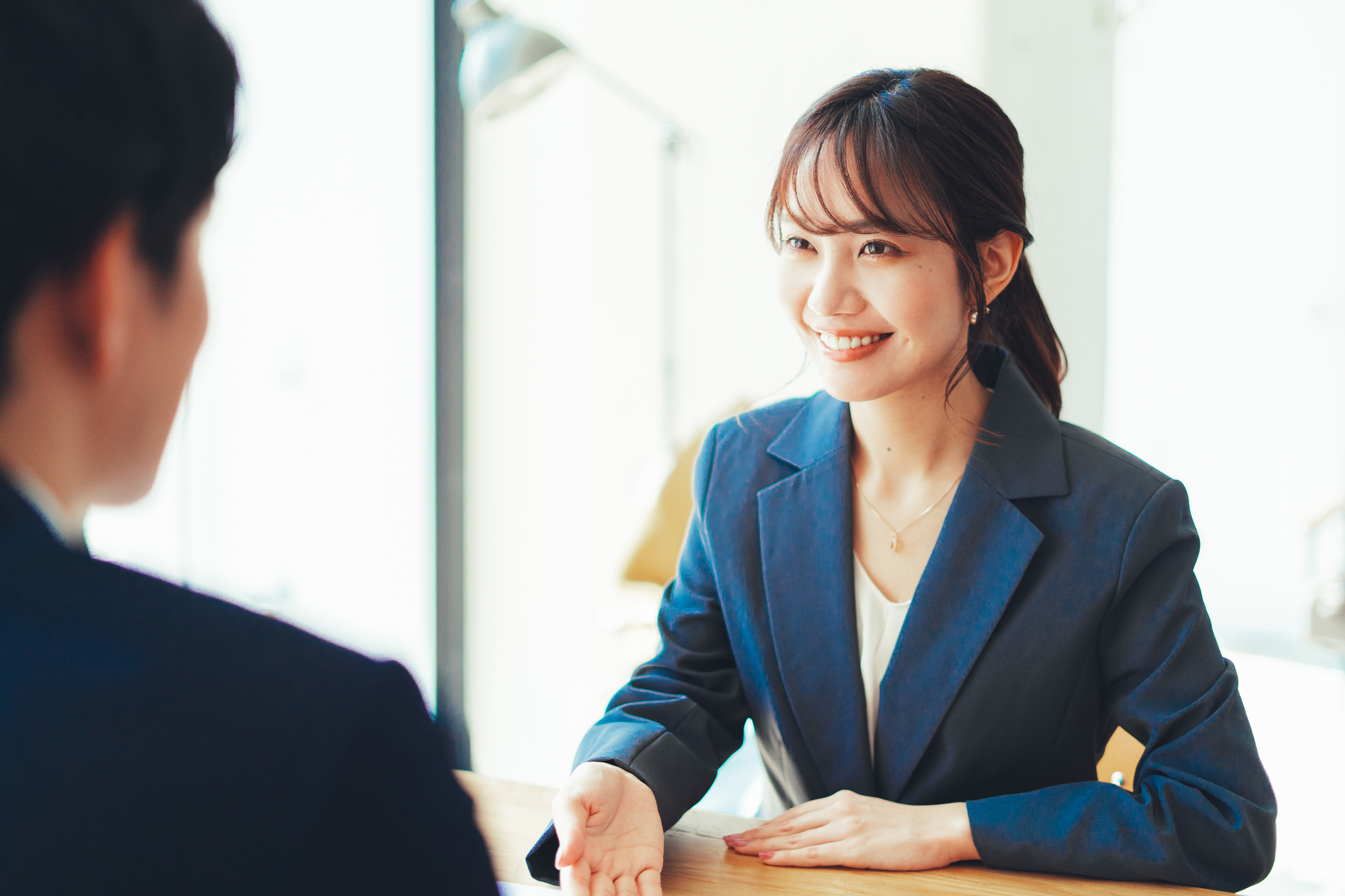 机上査定の封筒に「プロフィールシート」は必須!一括査定で売主の親近感を勝ち取る自己開示のコツ